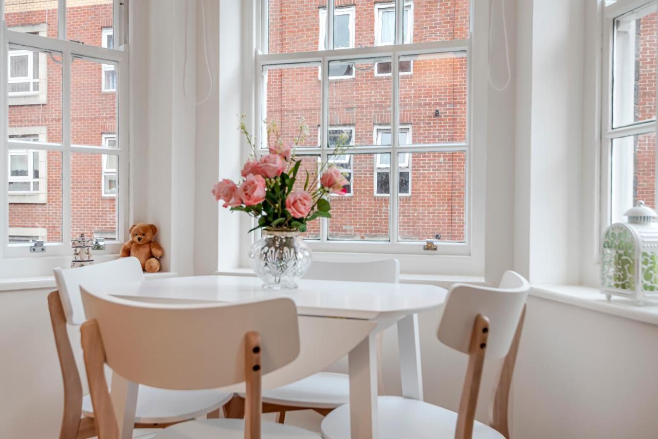 Modern One Bedroom Victoria Apartment London Eksteriør bilde